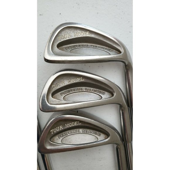 Tour Model Peripheral Balancing Steel Mens RH 4-9 Iron Set - Picture 4 of 9